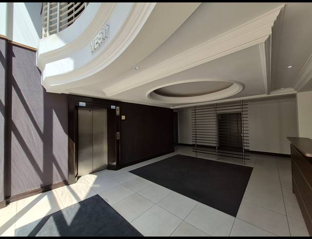931M² OFFICE TO LET IN SANDTON CENTRAL